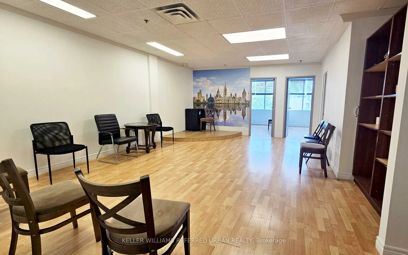 27, Roytec, East Woodbridge, Vaughan