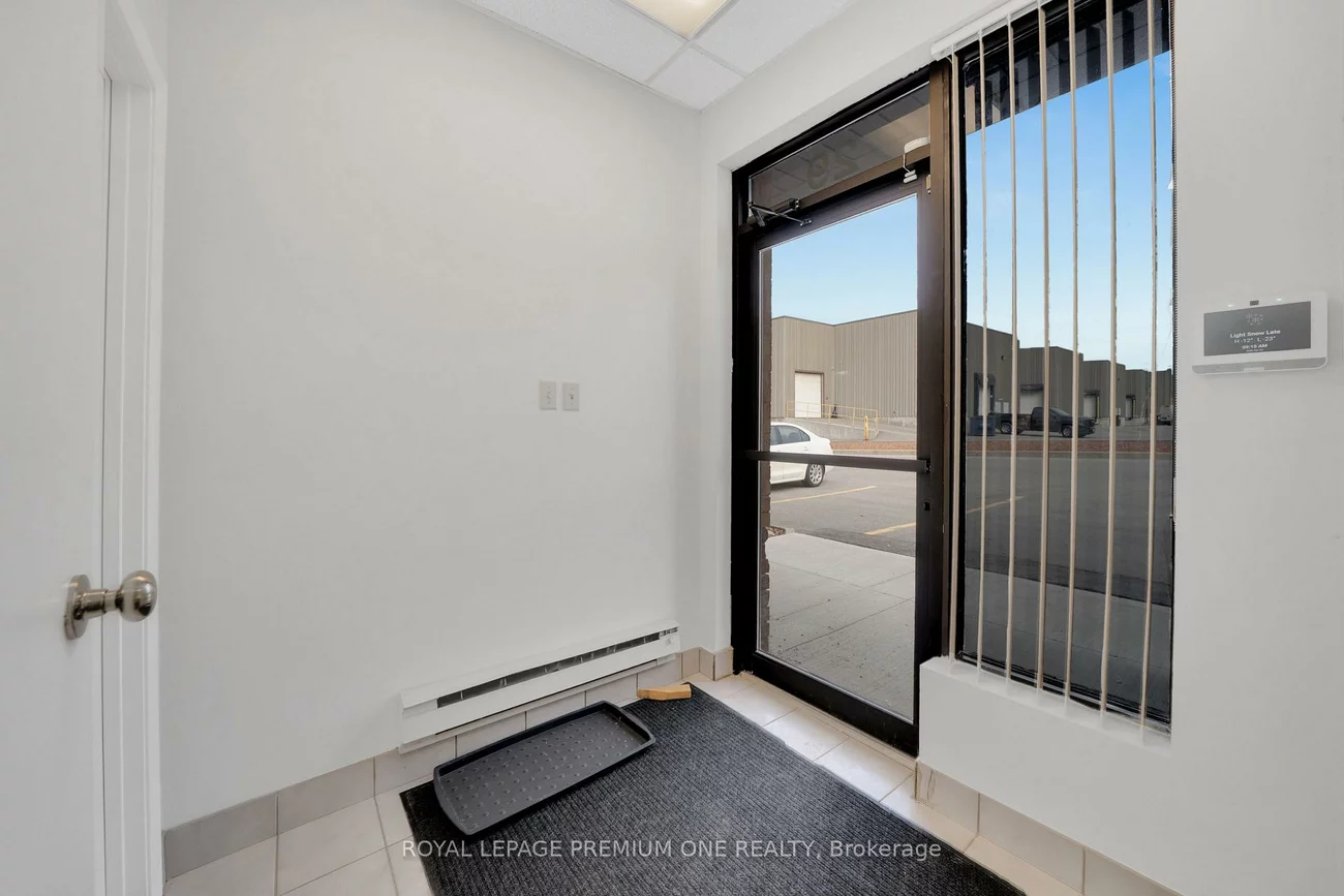 1, Whitmore, Pine Valley Business Park, Vaughan