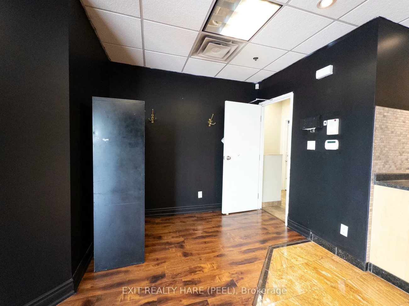 140, Regina, West Woodbridge Industrial Area, Vaughan