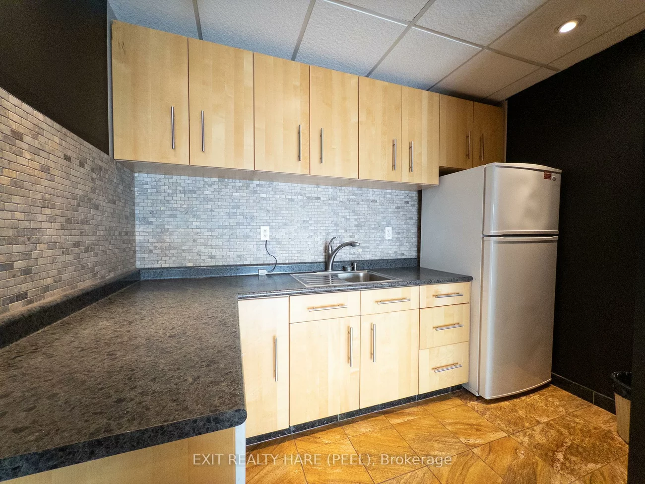 140, Regina, West Woodbridge Industrial Area, Vaughan