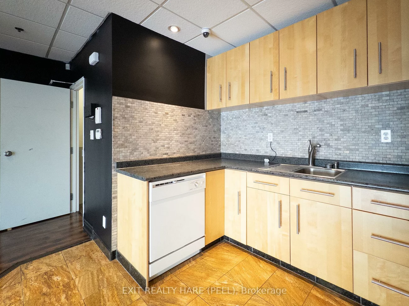 140, Regina, West Woodbridge Industrial Area, Vaughan