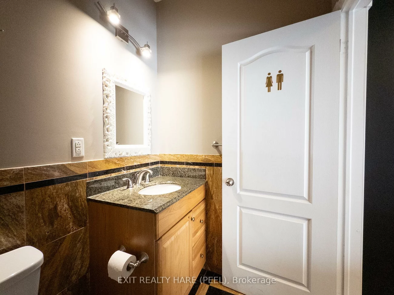 140, Regina, West Woodbridge Industrial Area, Vaughan