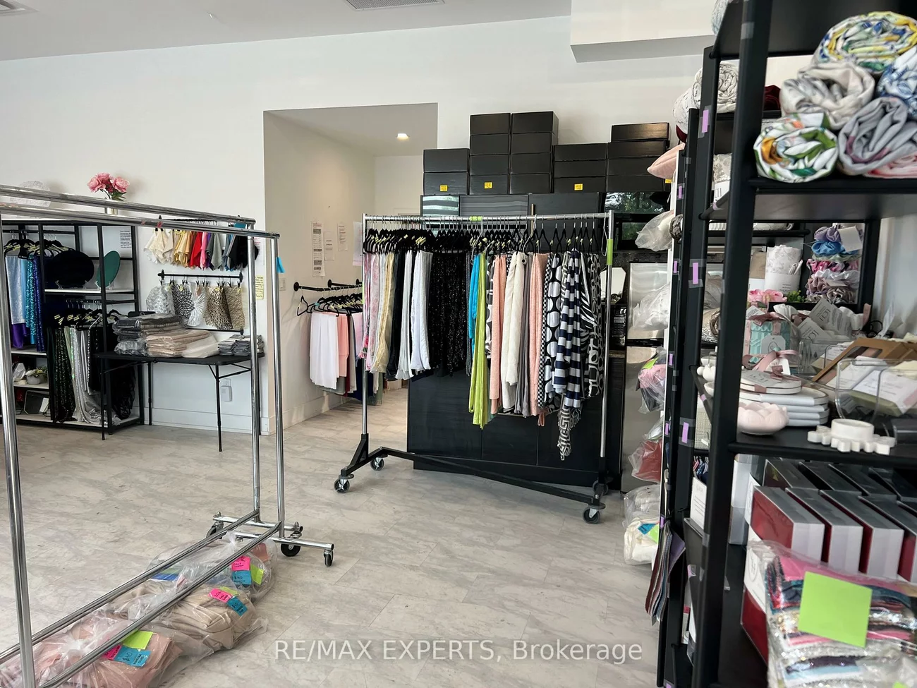 201, Spinnaker, Concord, Vaughan