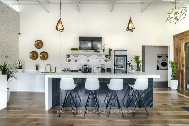2050, Steeles, Concord, Vaughan
