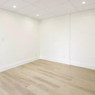 260, Regina, West Woodbridge Industrial Area, Vaughan
