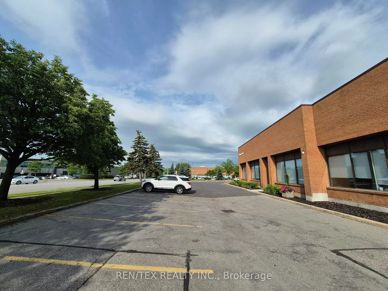 1, Whitmore, Pine Valley Business Park, Vaughan