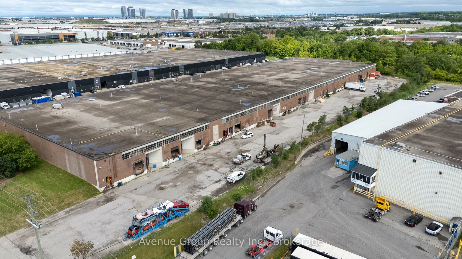 575, Bowes, Concord, Vaughan