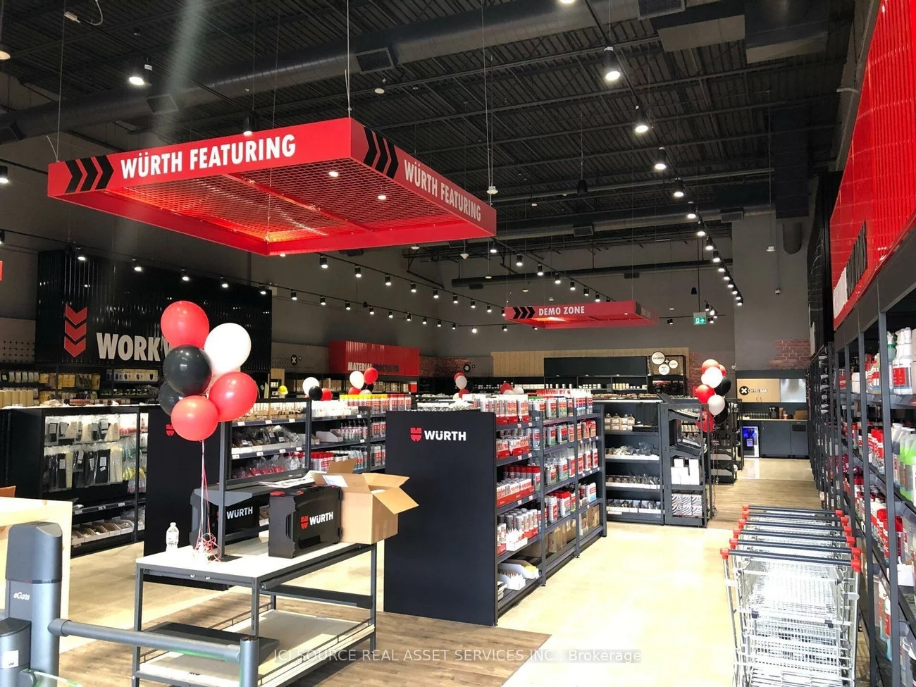 156, Chrislea, East Woodbridge, Vaughan
