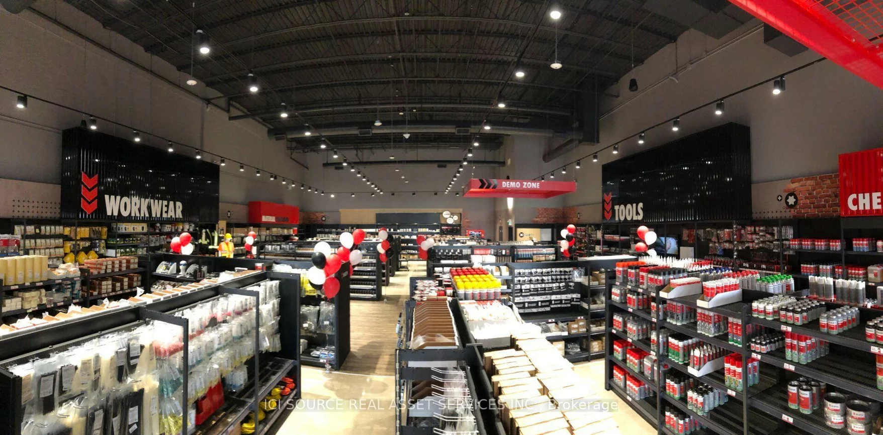156, Chrislea, East Woodbridge, Vaughan