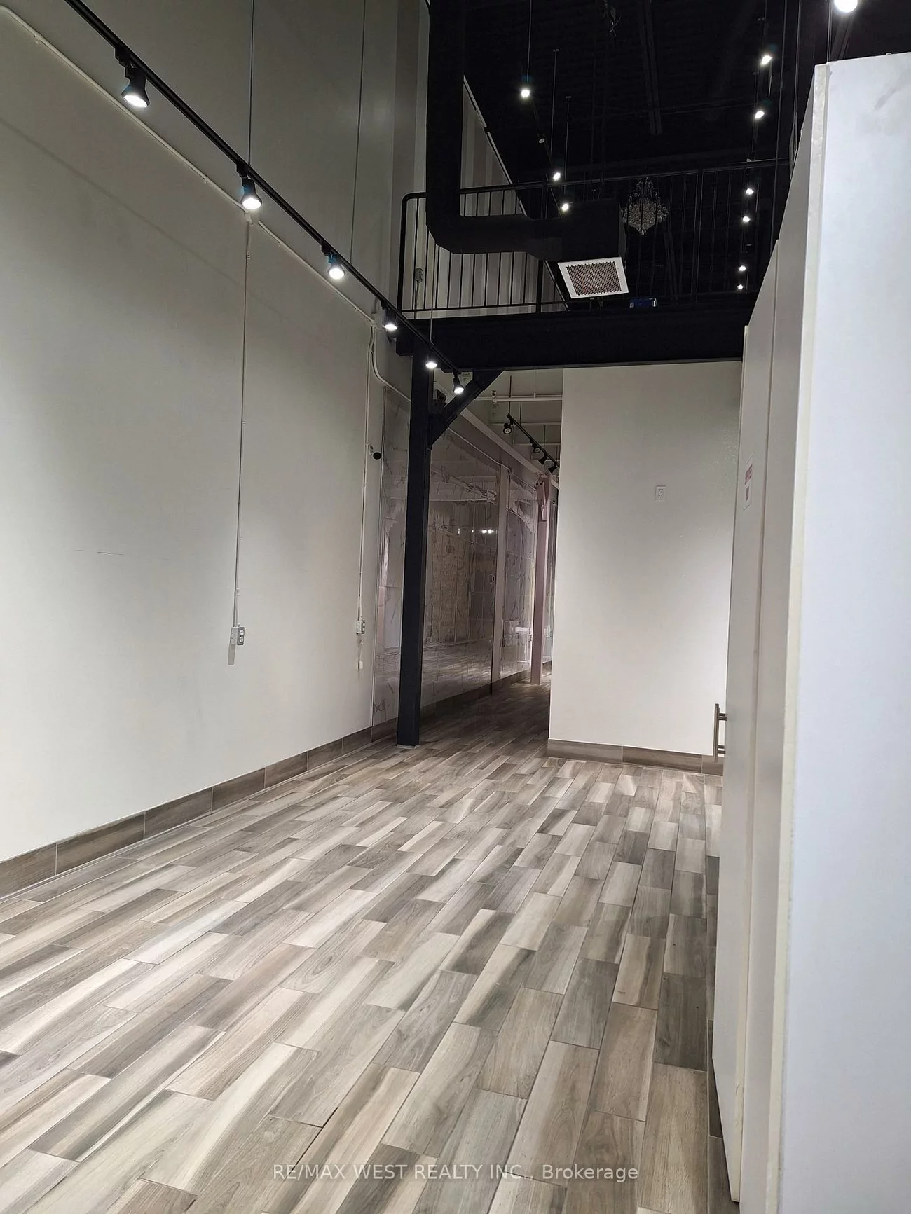 8750, Jane, Concord, Vaughan