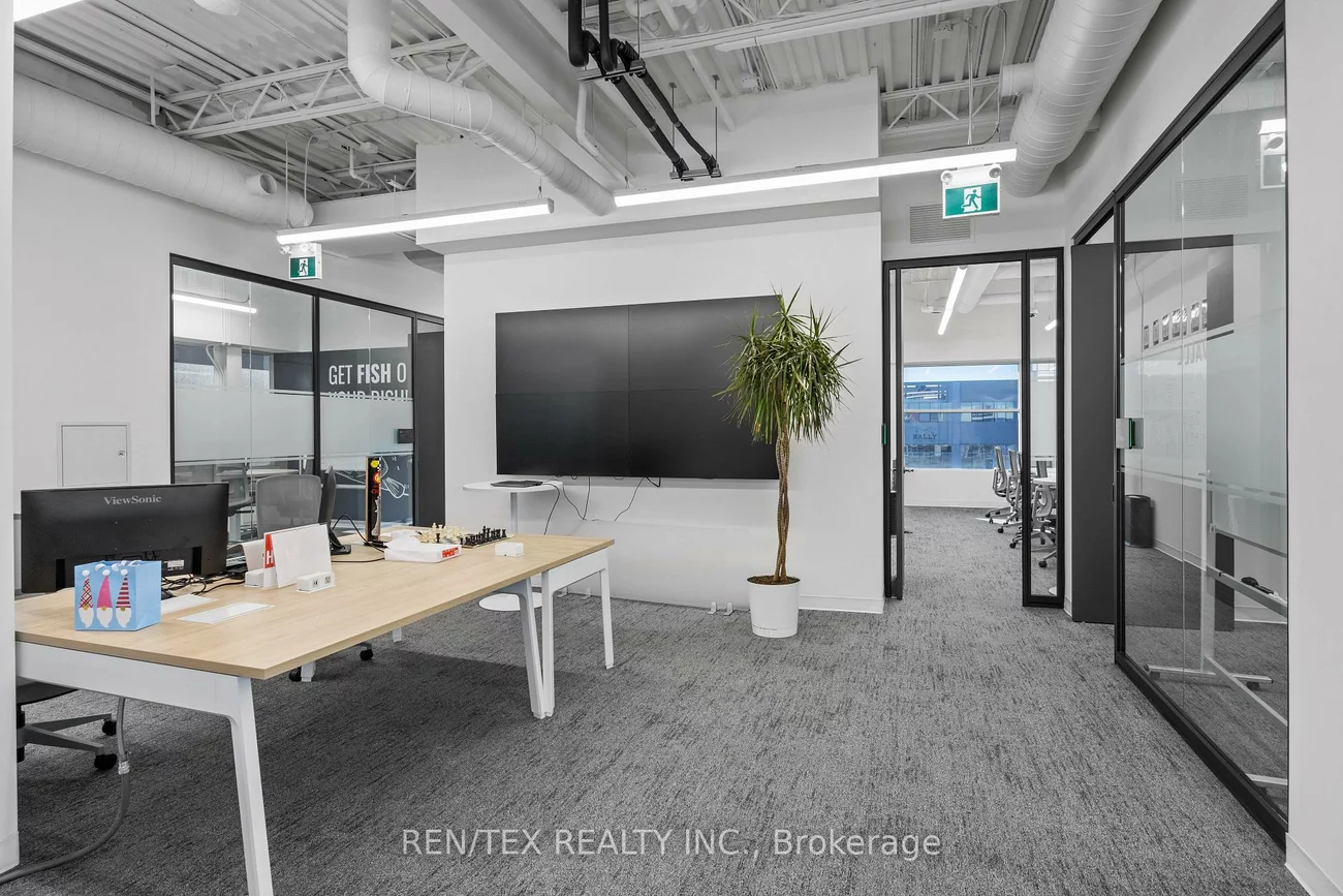 9, Roybridge, West Woodbridge Industrial Area, Vaughan