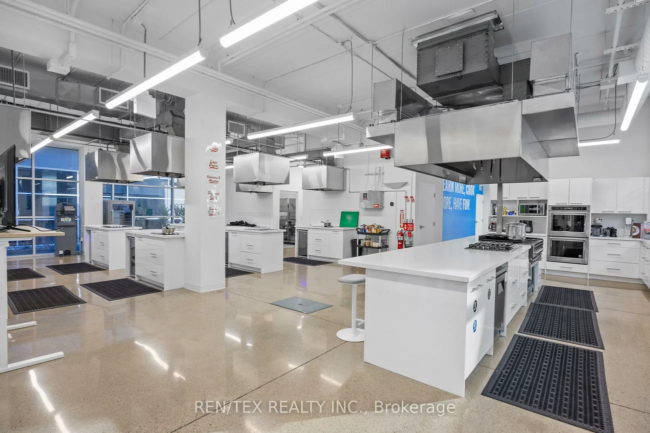 9, Roybridge, West Woodbridge Industrial Area, Vaughan
