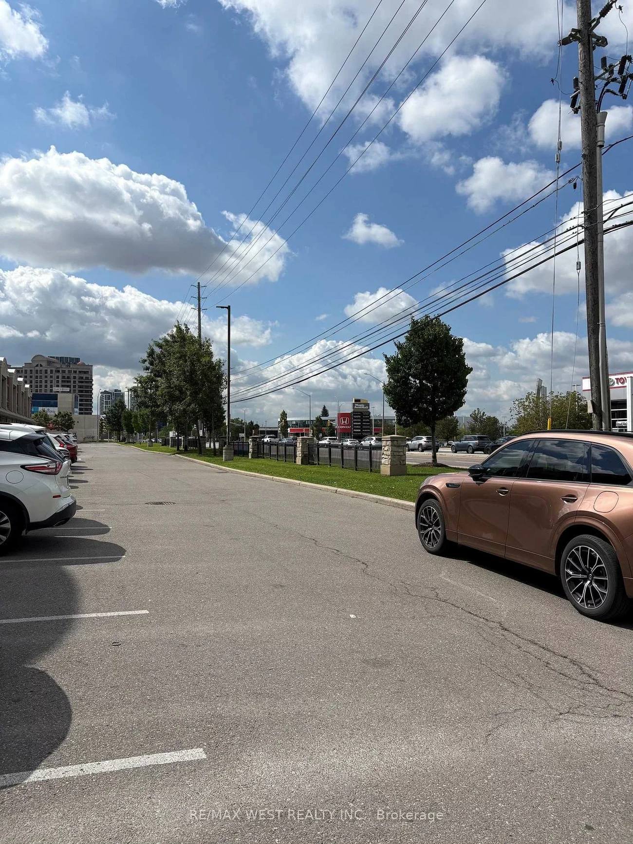 9441, Jane, Maple, Vaughan