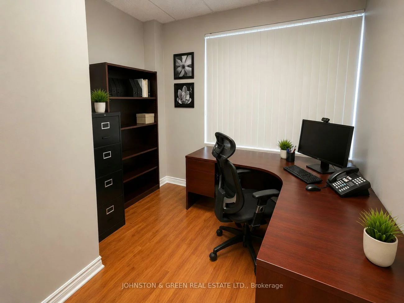 260, Regina, West Woodbridge Industrial Area, Vaughan