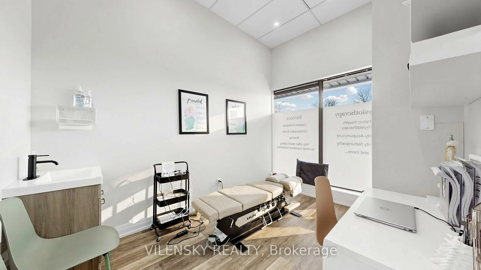 7241, Bathurst, Crestwood-Springfarm-Yorkhill, Vaughan