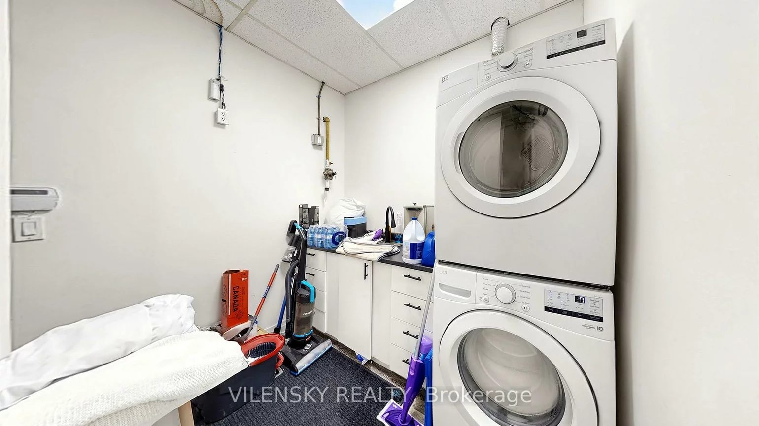 7241, Bathurst, Crestwood-Springfarm-Yorkhill, Vaughan