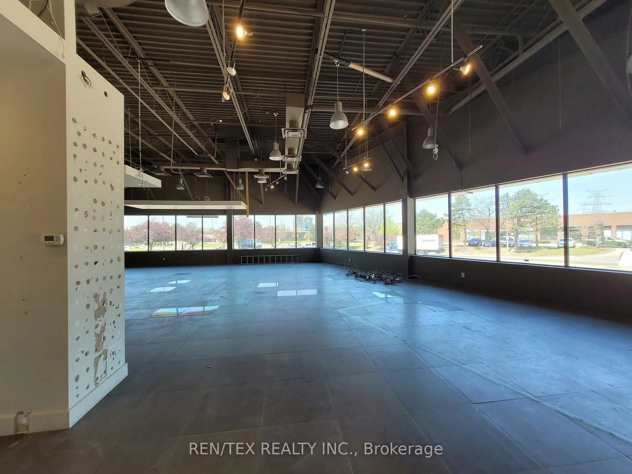 51, Hanlan, Steeles West Industrial, Vaughan