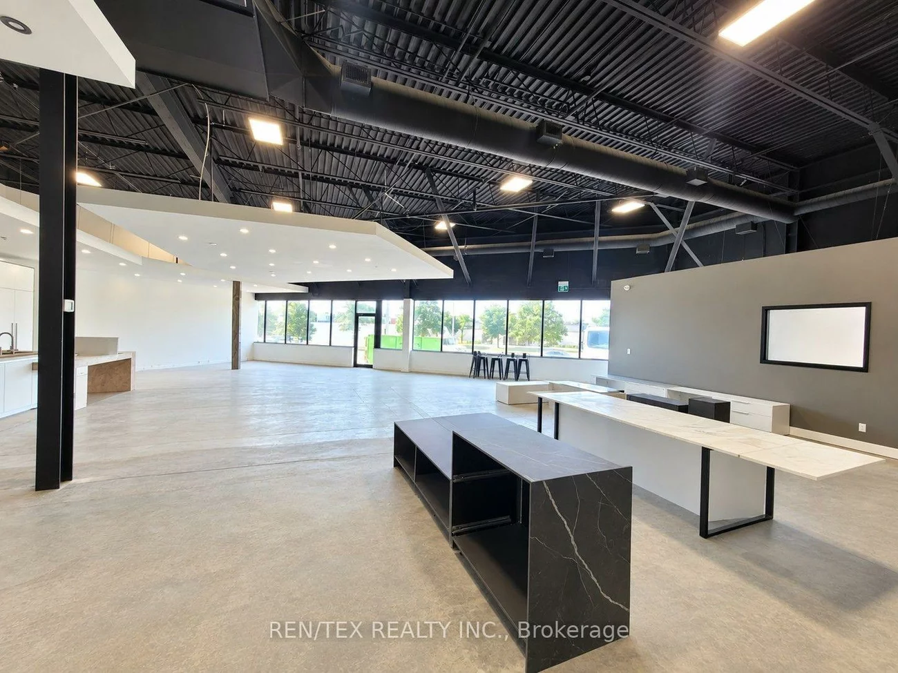 51, Hanlan, Steeles West Industrial, Vaughan