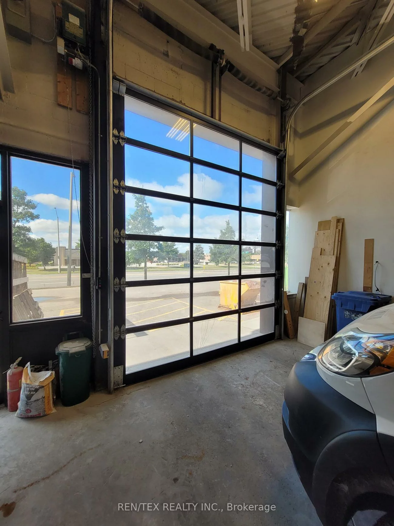 51, Hanlan, Steeles West Industrial, Vaughan