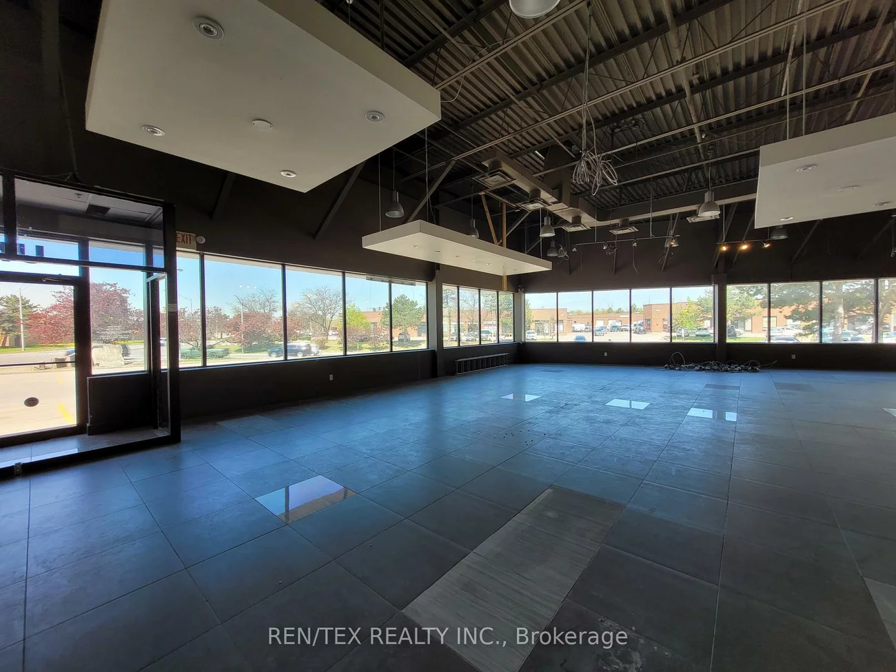 51, Hanlan, Steeles West Industrial, Vaughan
