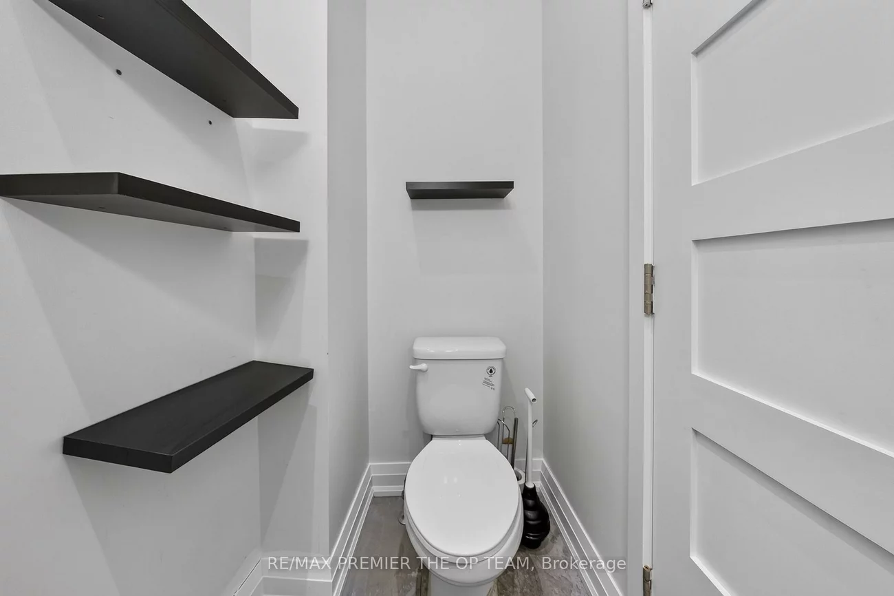2900, Langstaff, Concord, Vaughan