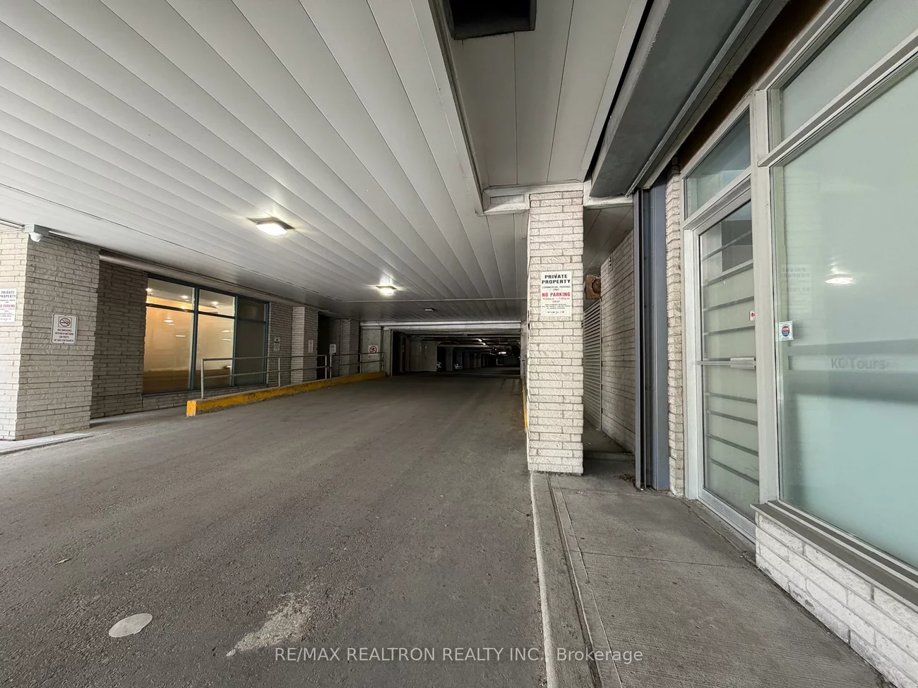 7378, Yonge, Crestwood-Springfarm-Yorkhill, Vaughan