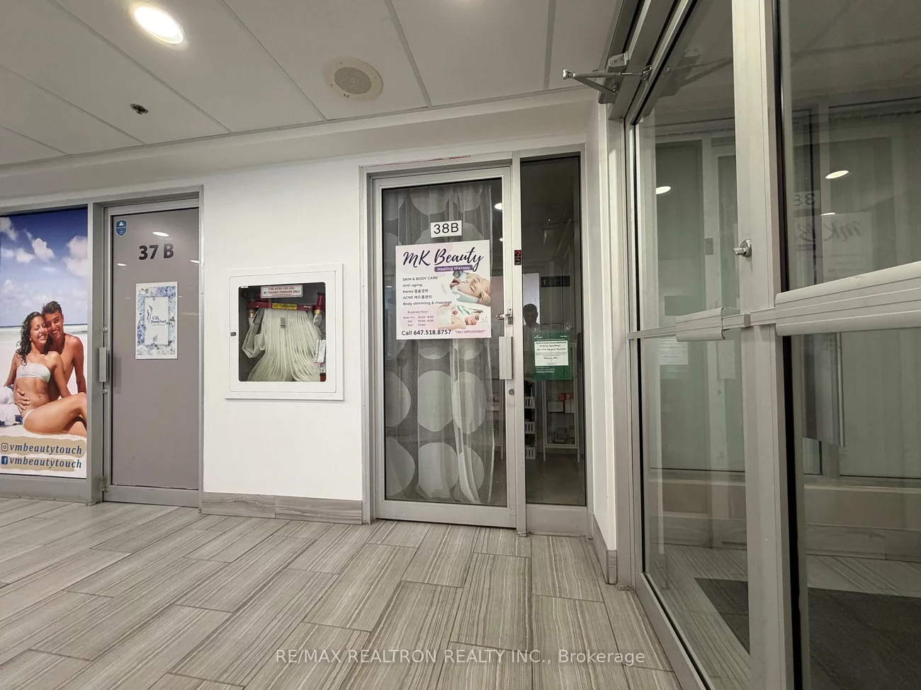 7378, Yonge, Crestwood-Springfarm-Yorkhill, Vaughan