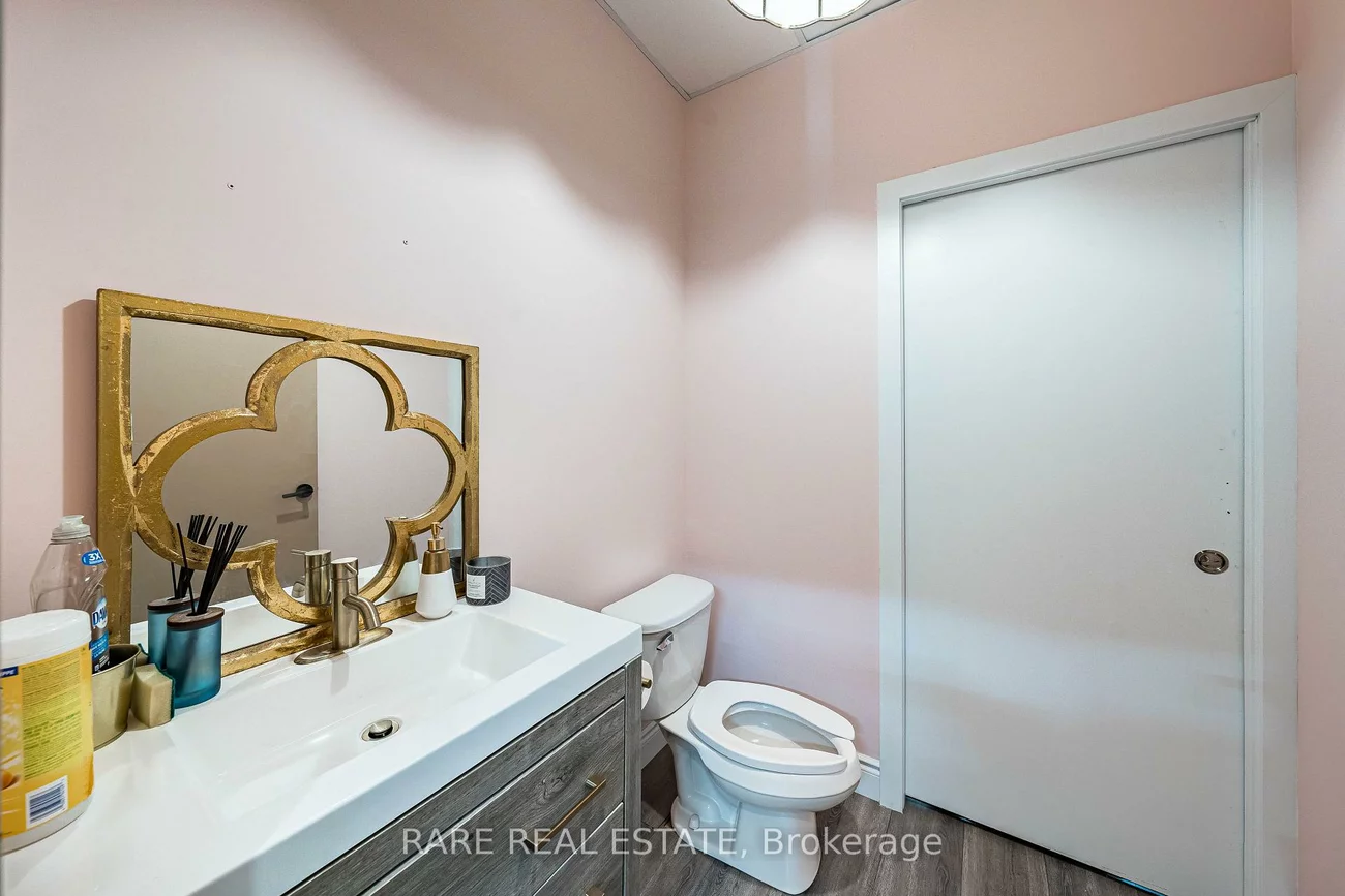 133, Milani, West Woodbridge Industrial Area, Vaughan