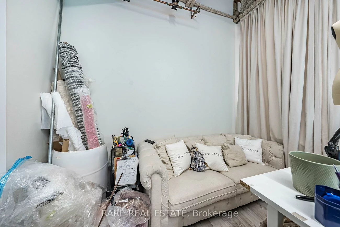 133, Milani, West Woodbridge Industrial Area, Vaughan