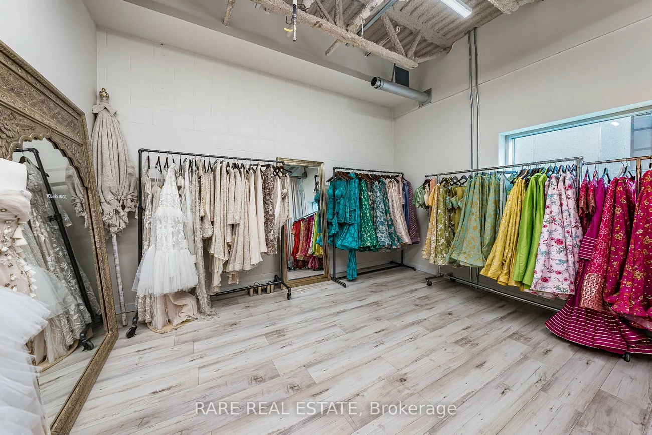 133, Milani, West Woodbridge Industrial Area, Vaughan