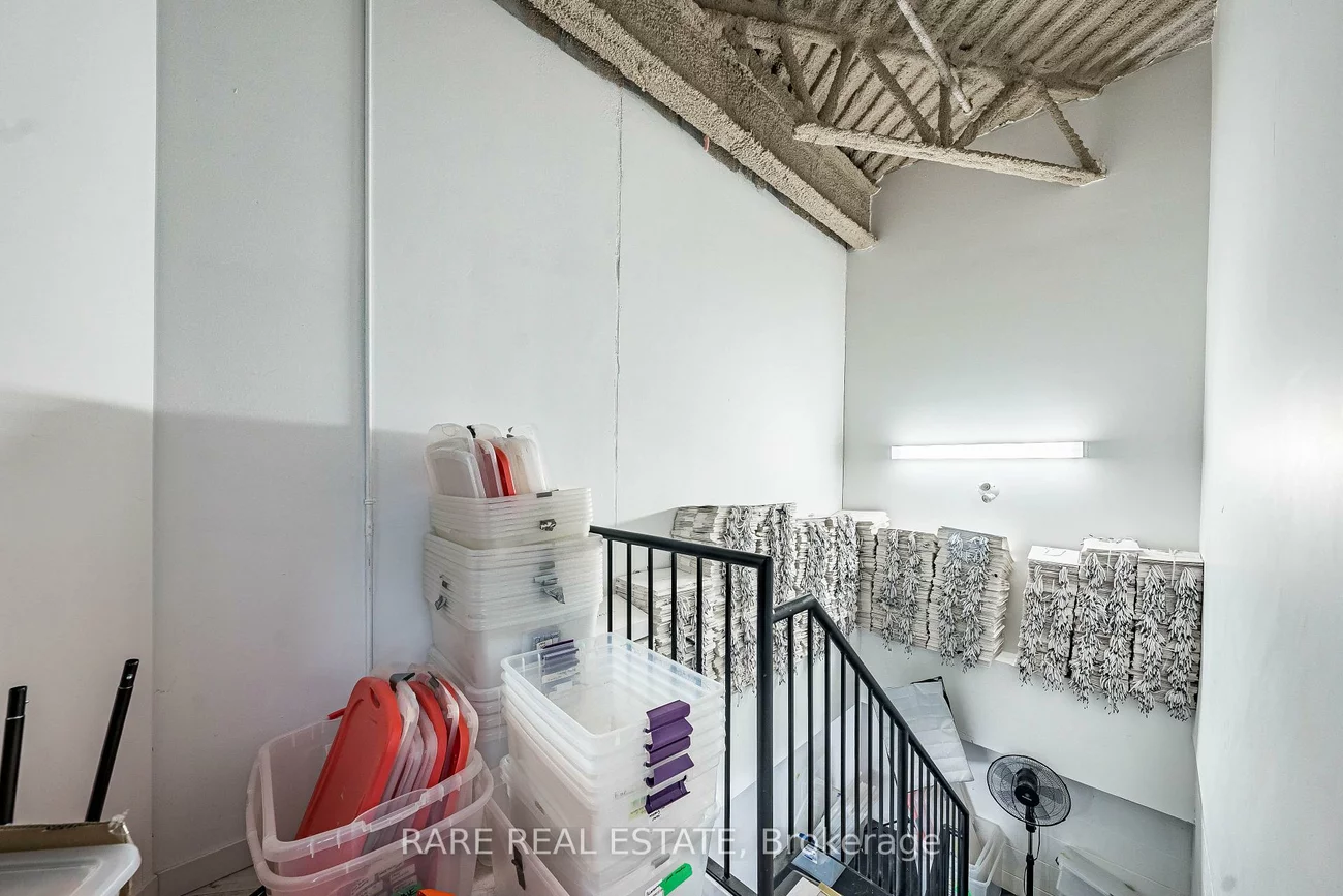 133, Milani, West Woodbridge Industrial Area, Vaughan