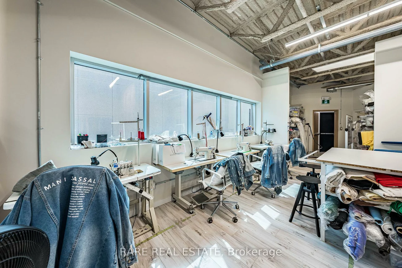 133, Milani, West Woodbridge Industrial Area, Vaughan