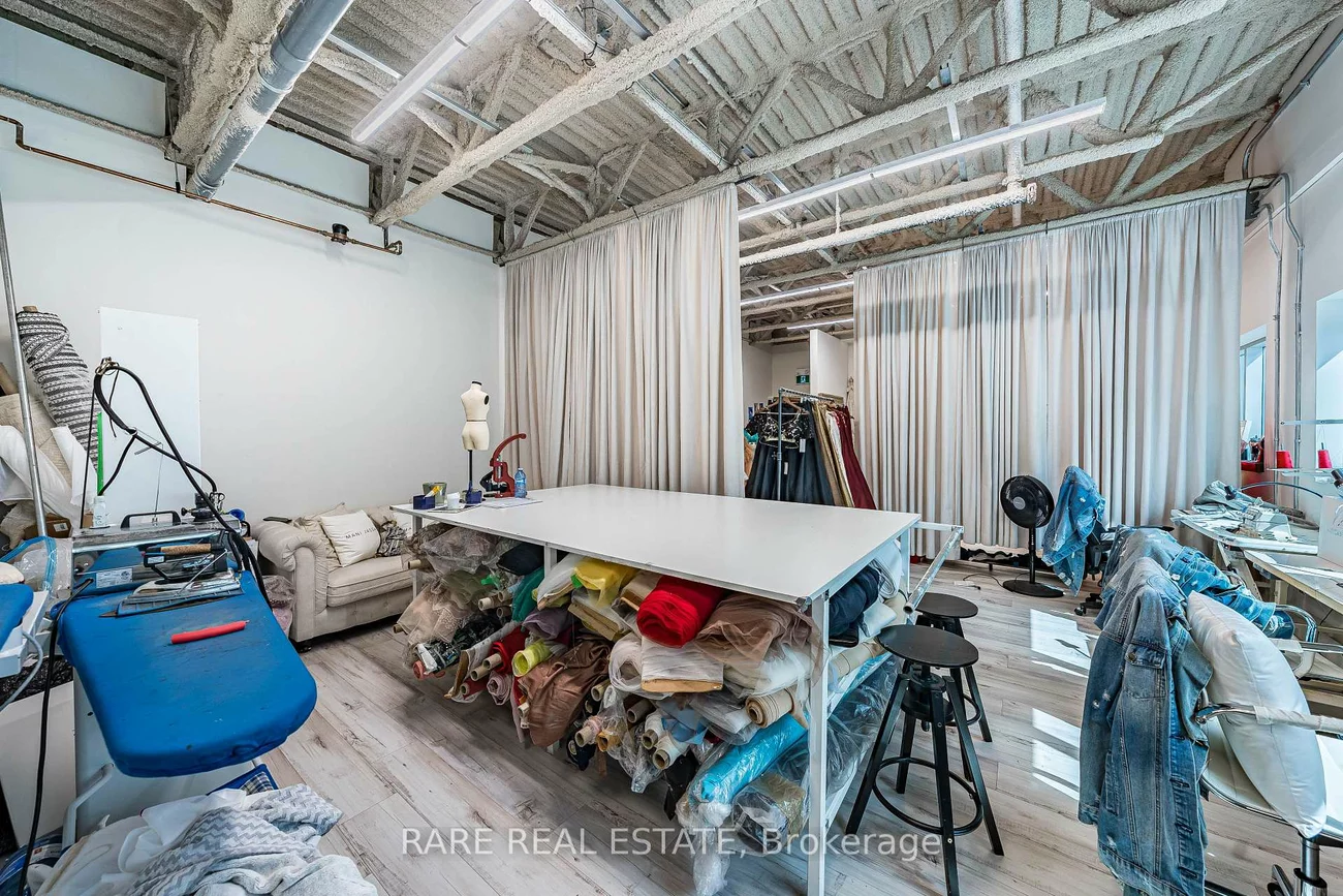 133, Milani, West Woodbridge Industrial Area, Vaughan