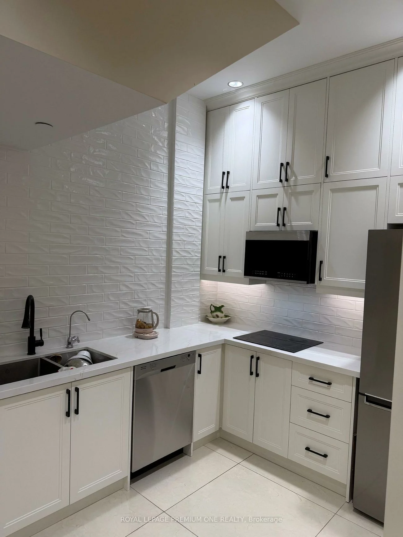 101, Innovation, West Woodbridge Industrial Area, Vaughan