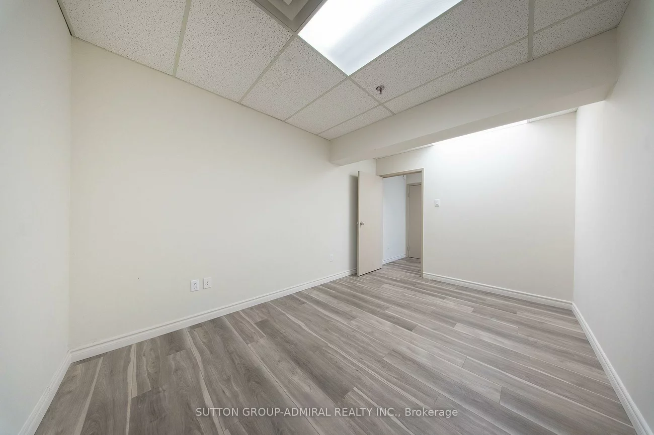 65, Woodstream, Vaughan Grove, Vaughan
