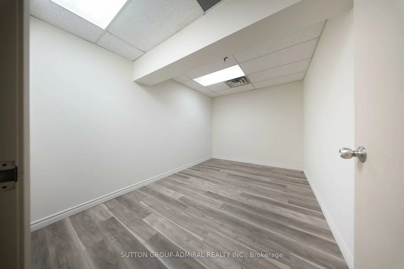65, Woodstream, Vaughan Grove, Vaughan
