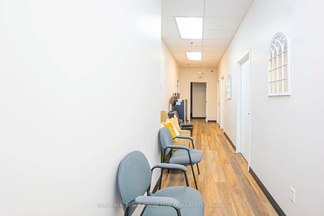 661, Chrislea, East Woodbridge, Vaughan