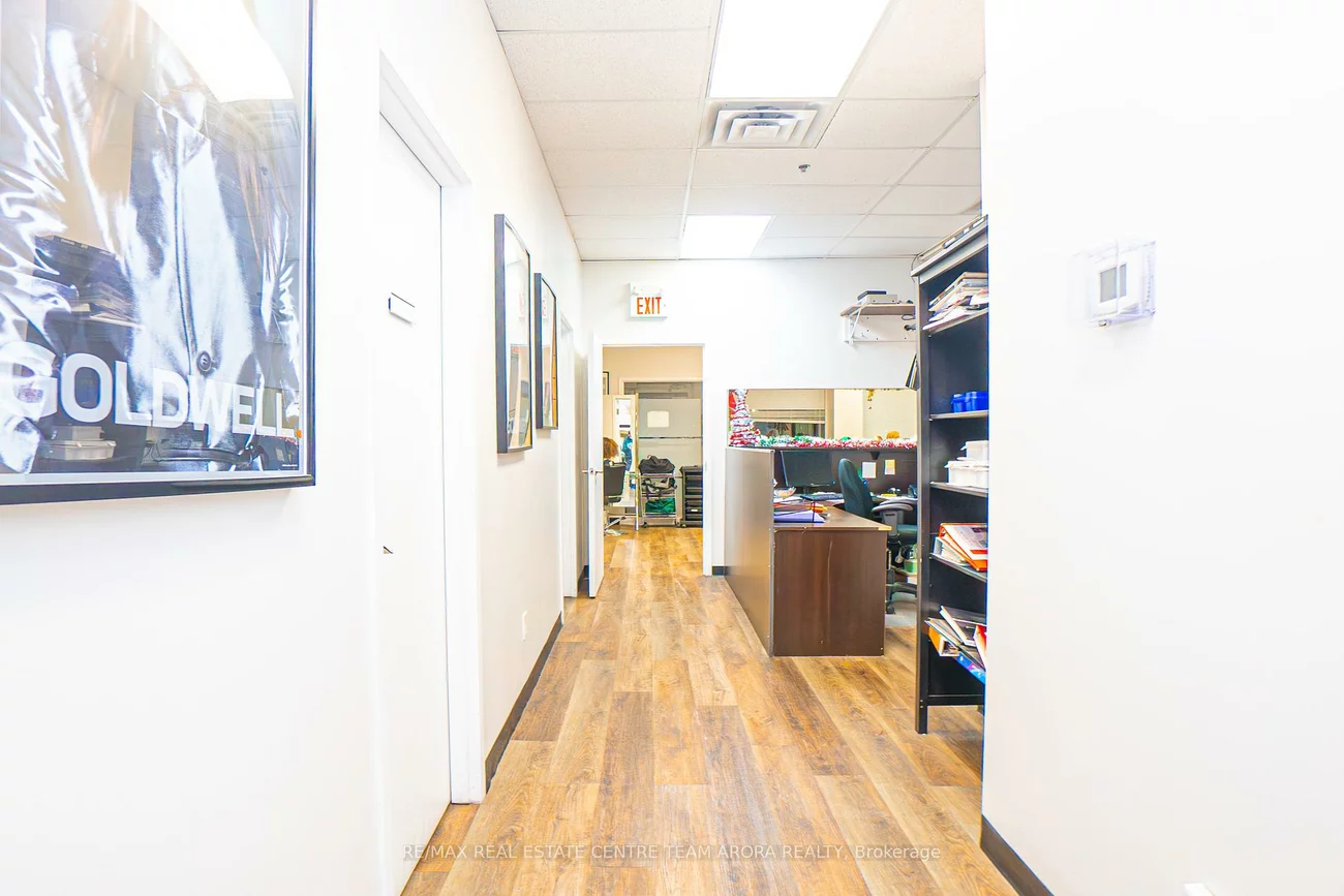 661, Chrislea, East Woodbridge, Vaughan