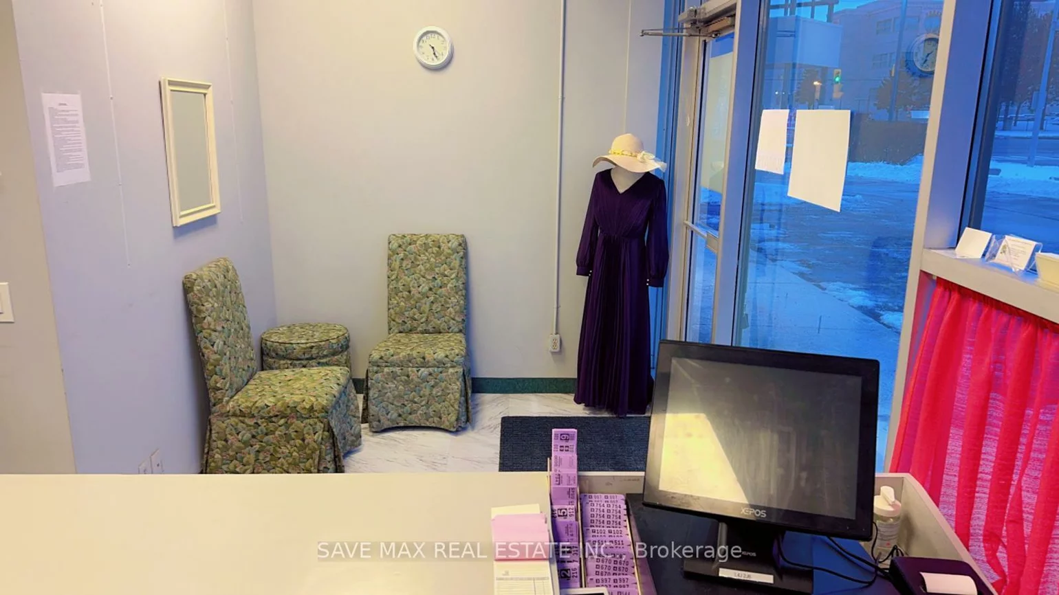 7077, Bathurst, Crestwood-Springfarm-Yorkhill, Vaughan