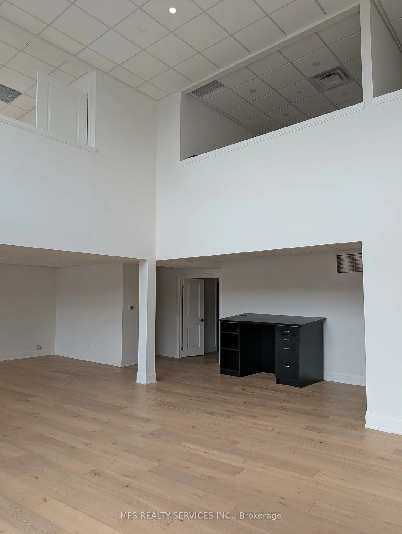 410, Chrislea, East Woodbridge, Vaughan