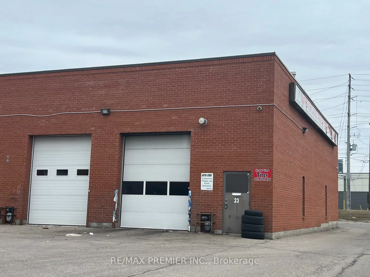 180, Winges, Pine Valley Business Park, Vaughan