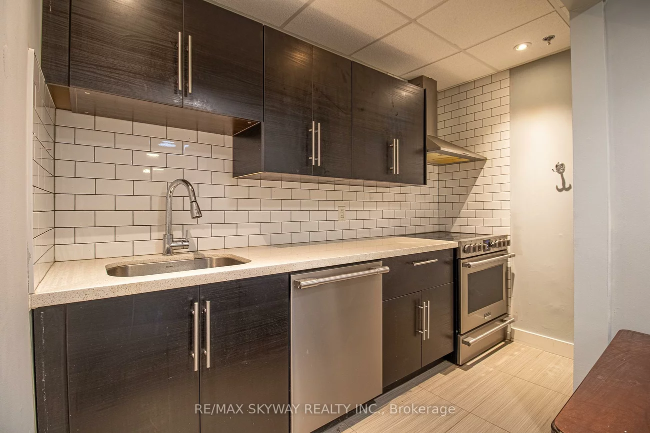 140, Regina, West Woodbridge, Vaughan