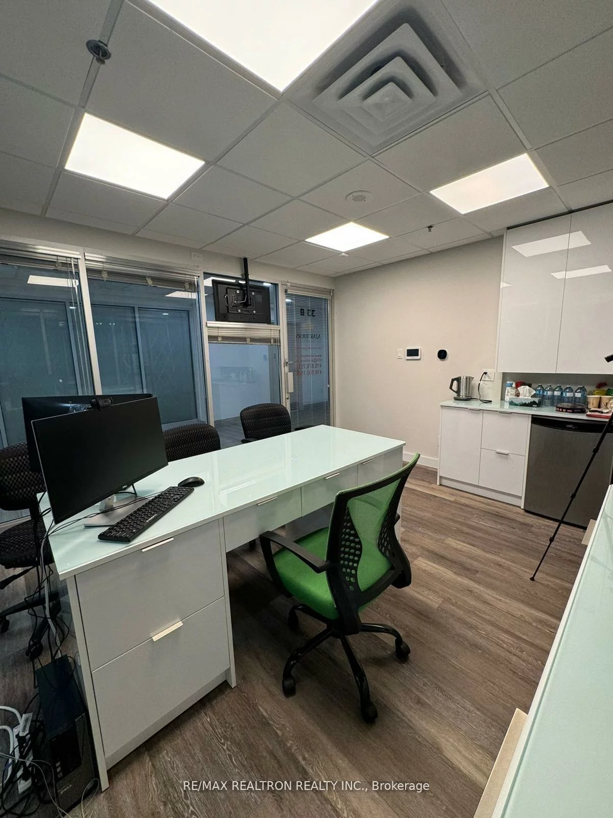 7378, Yonge, Crestwood-Springfarm-Yorkhill, Vaughan
