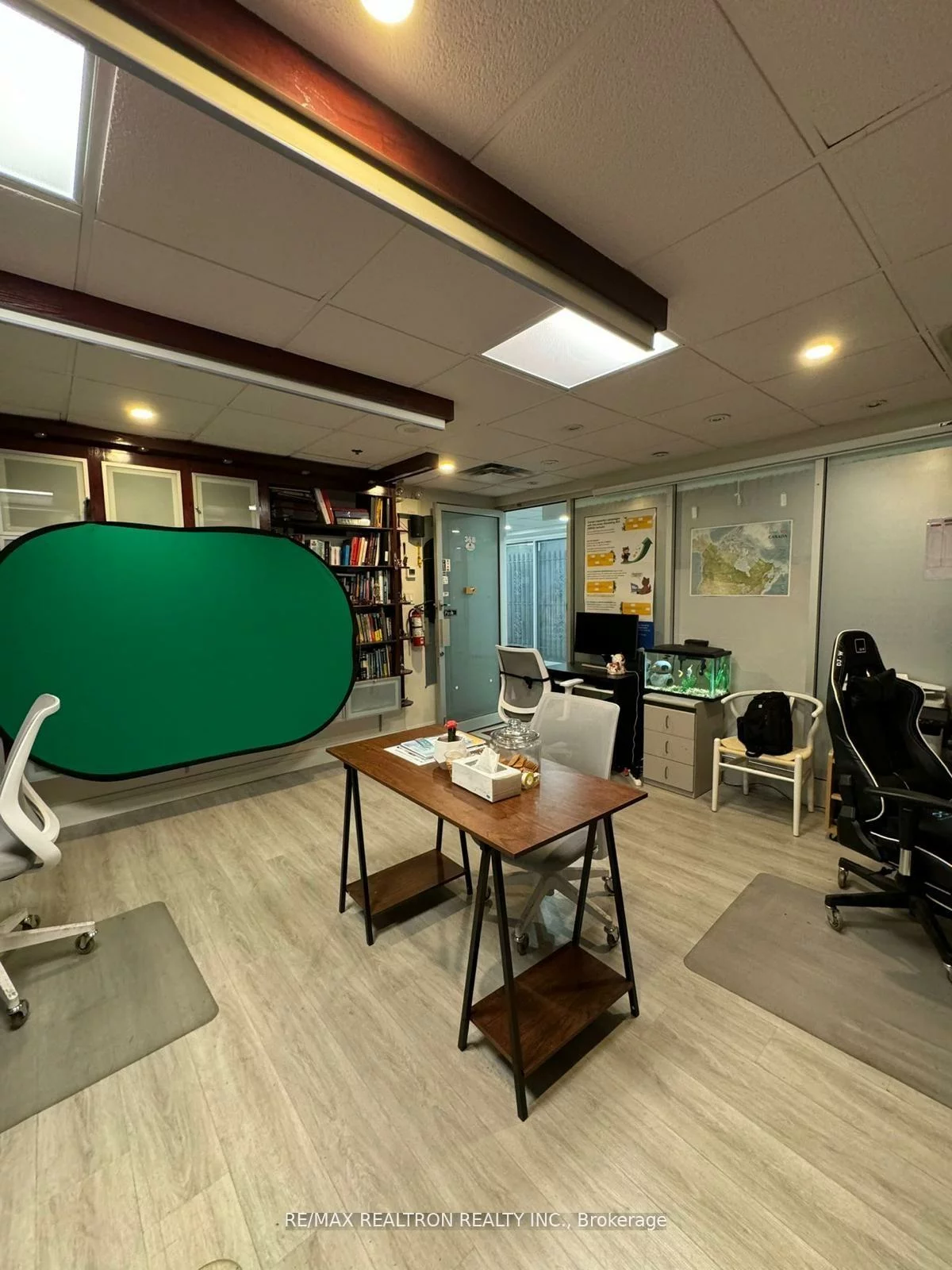 7378, Yonge, Crestwood-Springfarm-Yorkhill, Vaughan