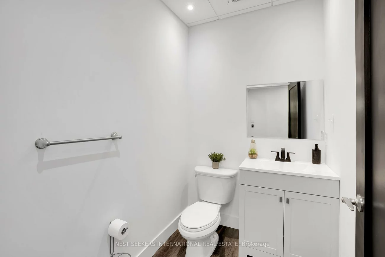 7611, Pine Valley, Pine Valley Business Park, Vaughan