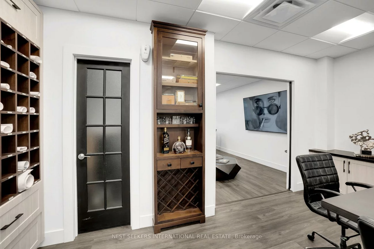 7611, Pine Valley, Pine Valley Business Park, Vaughan