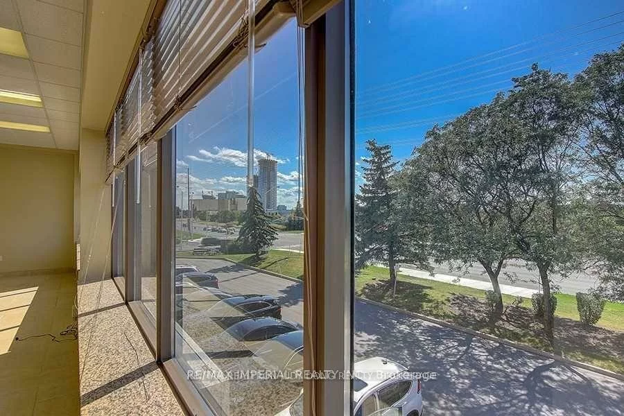 8111, Jane, Concord, Vaughan