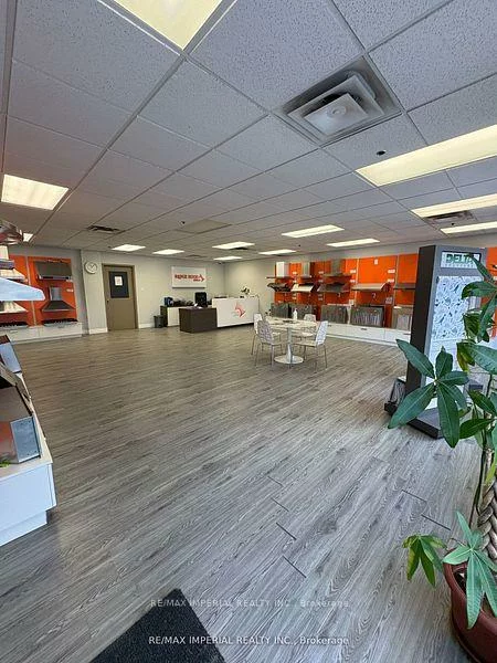 8111, Jane, Concord, Vaughan
