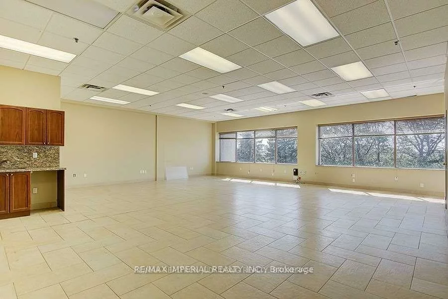 8111, Jane, Concord, Vaughan