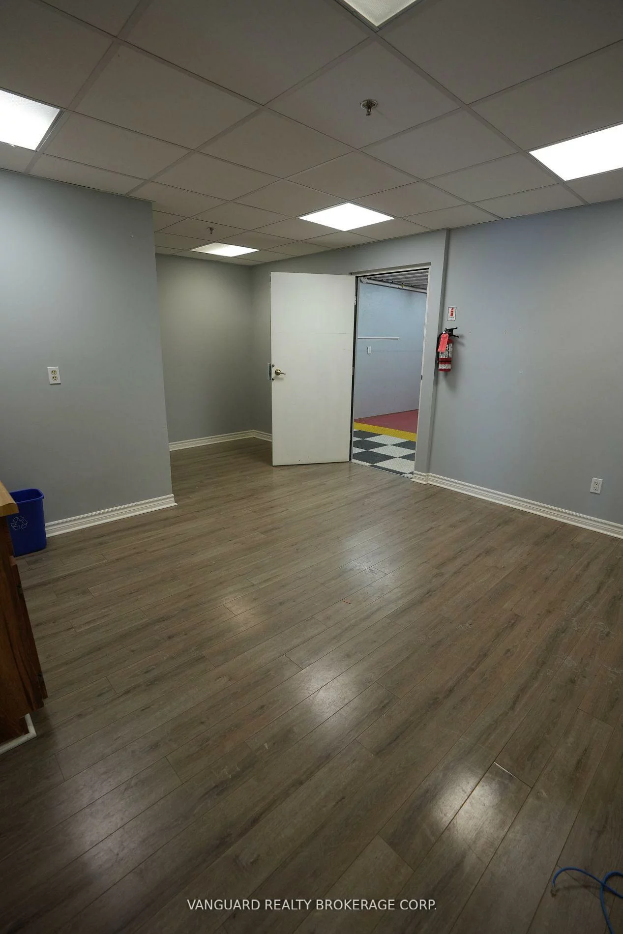 410, Chrislea, East Woodbridge, Vaughan